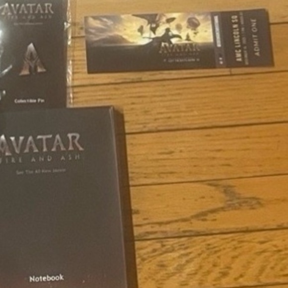 Avatar BUNDLE 2025 Fire and Ash PINS Ticket, Posters, Notebook Friend Fam NEW - Picture 13 of 14